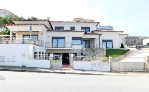 House in Seia, Sao Romao e Lapa dos Dinheiros, Guarda District, Portugal 1
