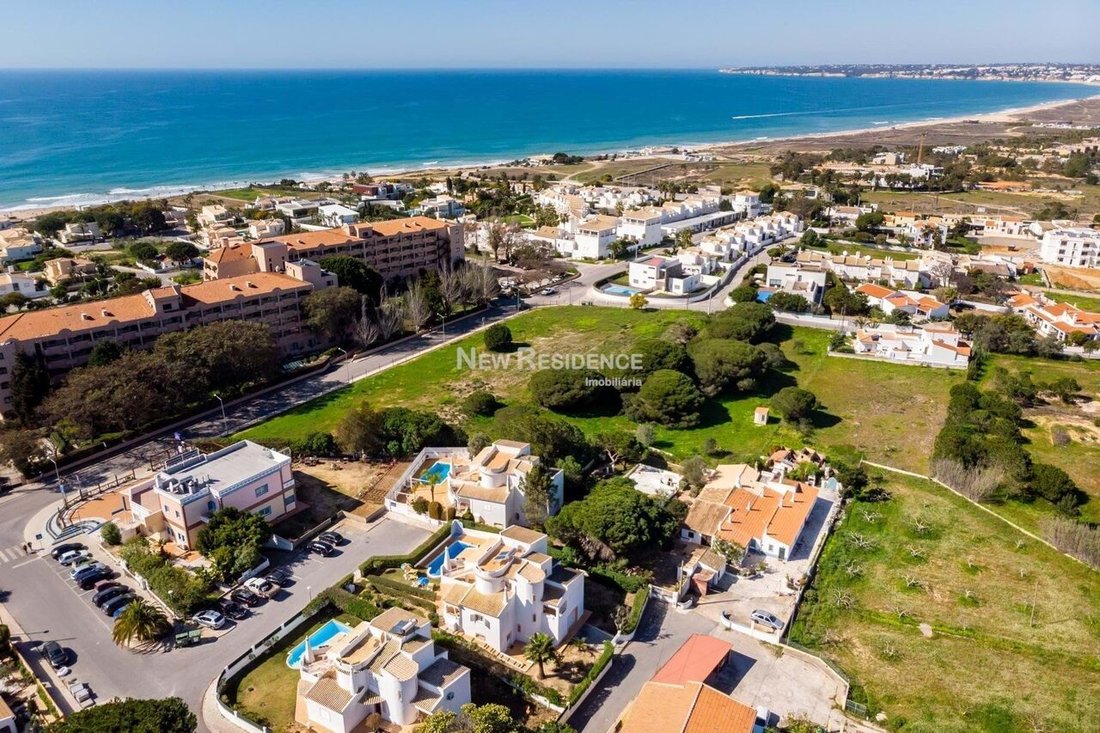 House in Praia dos Pescadores, Olhos de Agua, Portugal 3 - 12855284