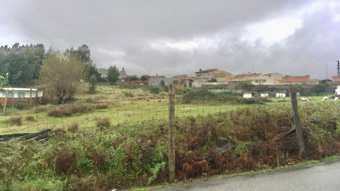 Land in Mafamude e Vilar do Paraiso, Porto District, Portugal 3 - 12856213