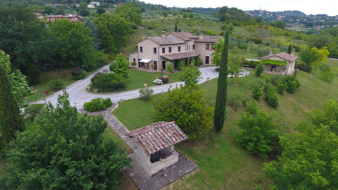 Villa in Filosofi - Pallotta, Perugia, Italy 1 - 12854927