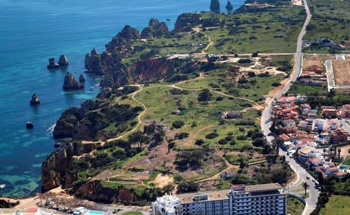 Land in Sao Goncalo de Lagos, Algarve, Portugal 1