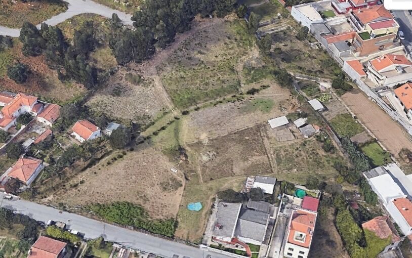 Land in Mafamude e Vilar do Paraiso, Porto District, Portugal 1 - 12856213