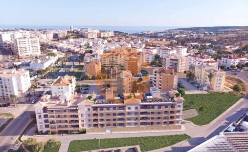 Apartment in Praia De Porto Mós, Sao Goncalo de Lagos, Algarve 1