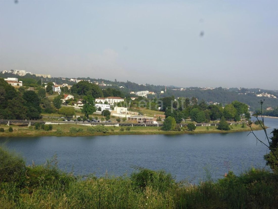 Land in Oliveira do Douro, Porto District, Portugal 2 - 12855596