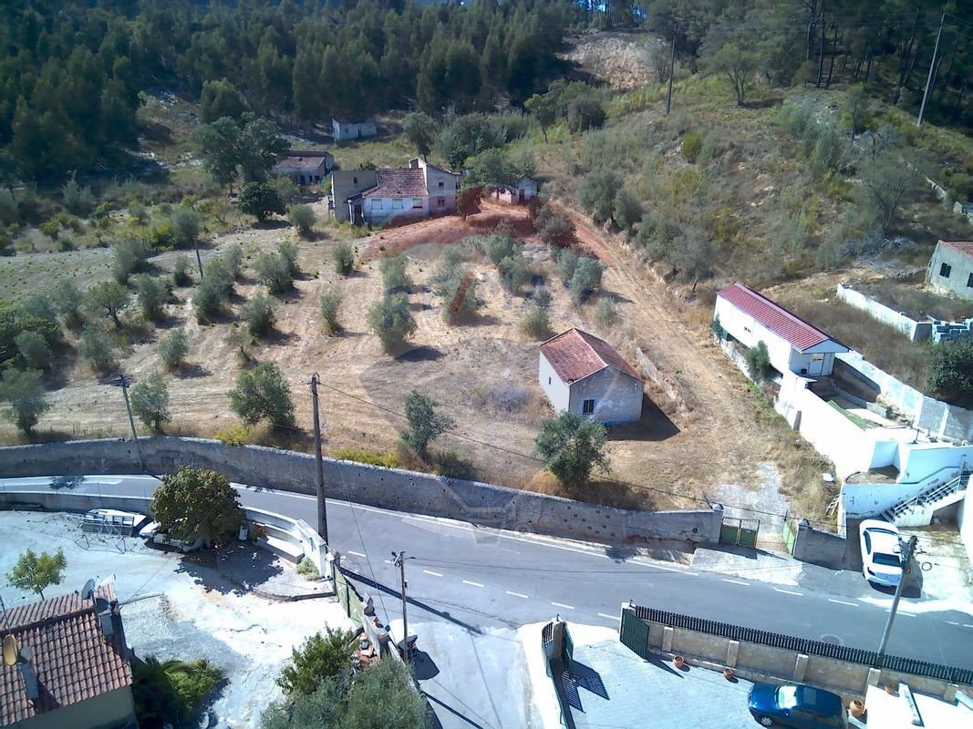Description Farm For Sale At €580000 Farm With In Lousa, Lisbon