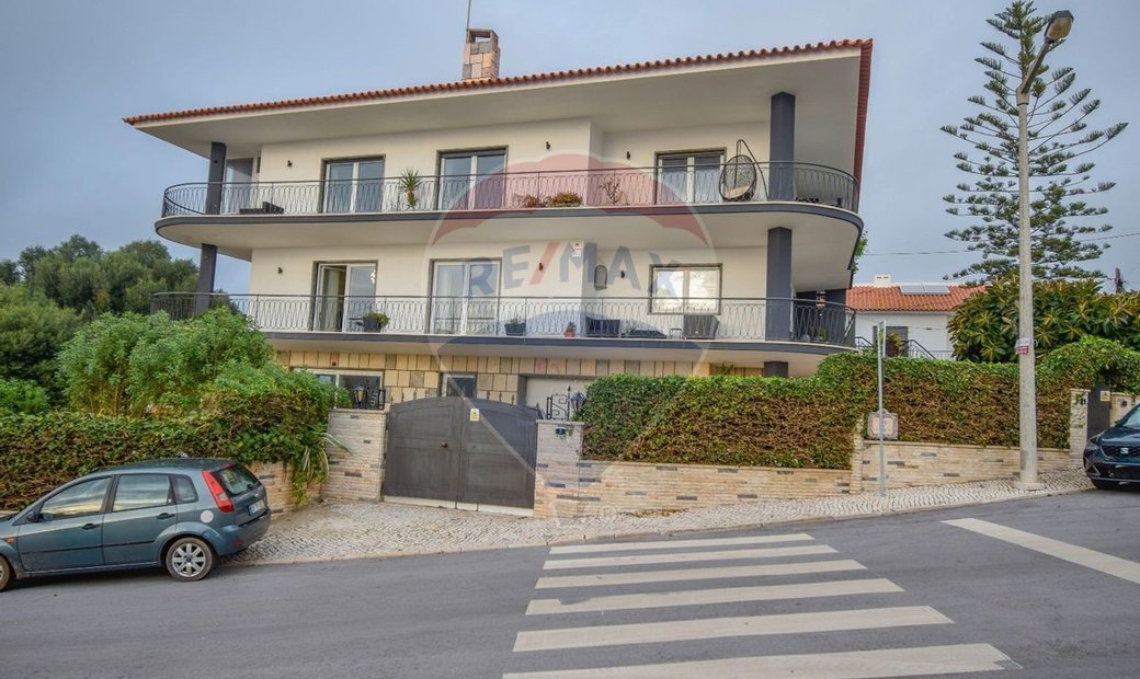 House T8 For Sale In Carcavelos E Parede, Dans Parede, Lisbonne