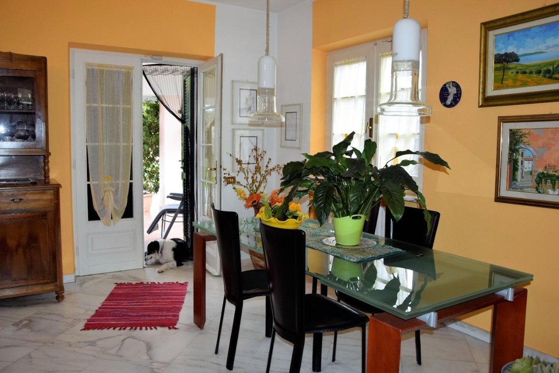 Villa in Avenza, Marina di Carrara, Tuscany 5 - 12854455