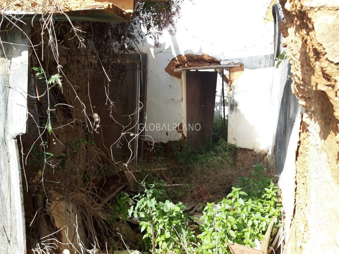 Single Storey House Alvor In Alvor, Algarve, Portugal For Sale (12856633)