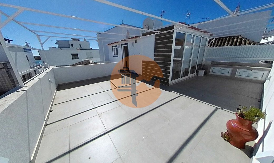 Magnificent Villa In The Riverside Area Of In Santa Luzia, Algarve, Portugal For Sale (12856645)