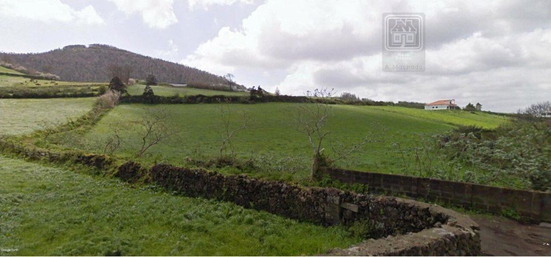 Sale Of Ample Land Rabo De Peixe, Ribeira In Rabo De Peixe, Azores