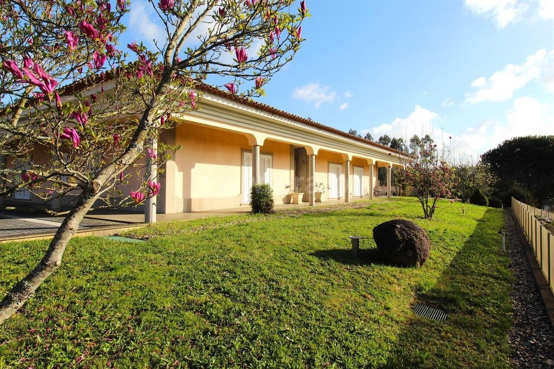 House in Sanguedo, Aveiro District, Portugal 1 - 12856294
