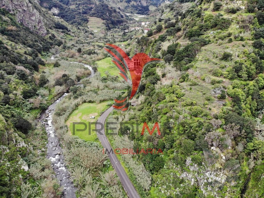 Land in Sao Jorge, Madeira, Portugal 3 - 12858613