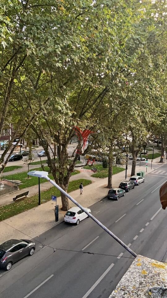 Estate in Coimbra (Se Nova, Santa Cruz, Almedina e Sao Bartolomeu), Coimbra District, Portugal 2 - 12863422