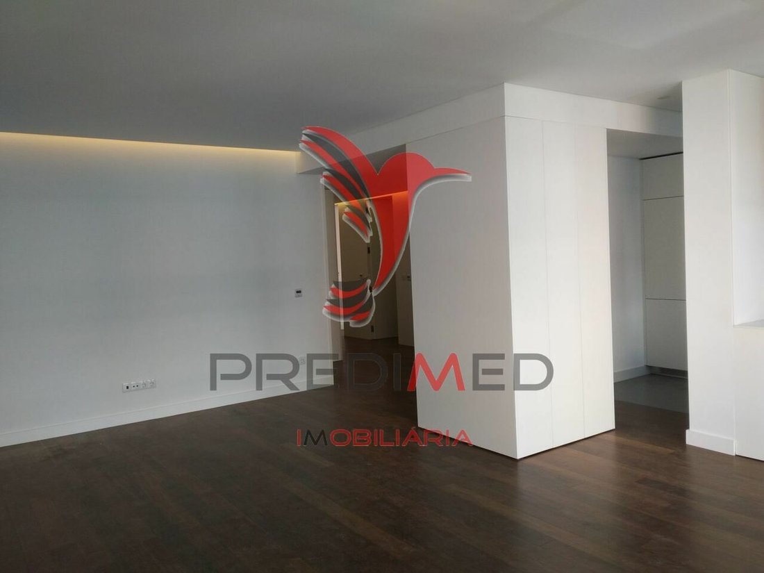 Apartment in Cedofeita, Santo Ildefonso, Se, Miragaia, Sao Nicolau e Vitoria, Porto District, Portugal 1 - 12863351