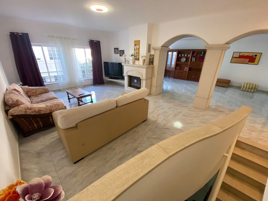 House in Portimao, Algarve, Portugal 1 - 12858141