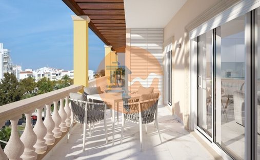 Apartment in Praia De Porto Mós, Sao Goncalo de Lagos, Algarve 1