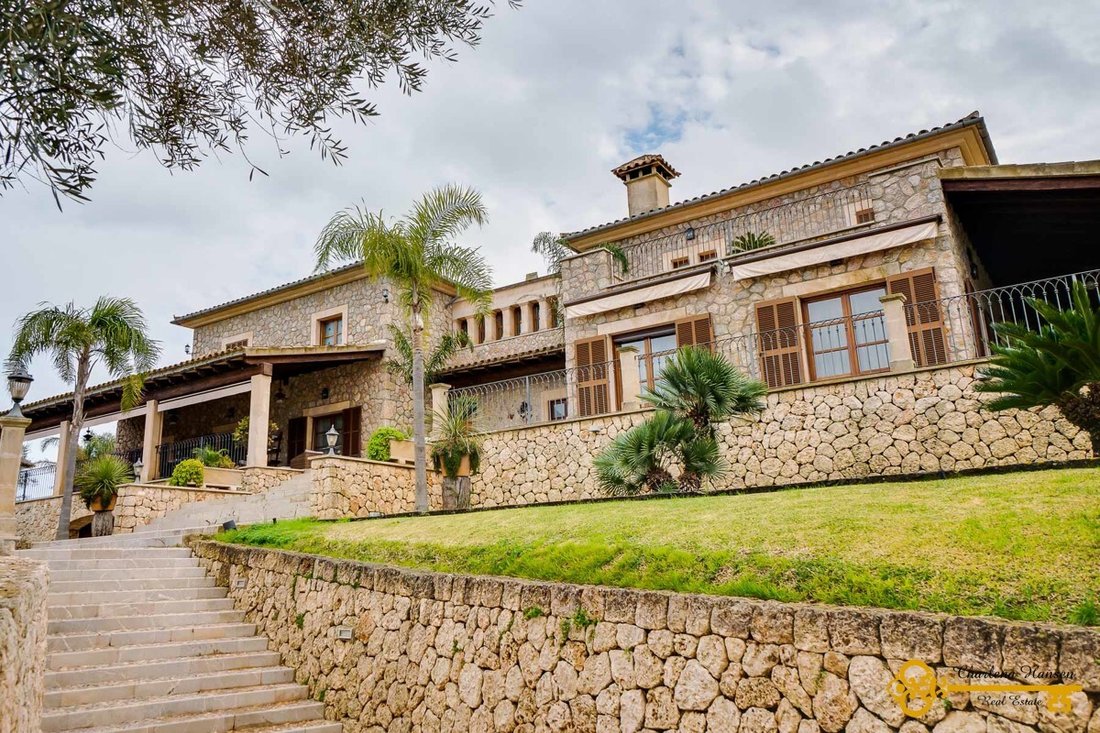 Finca in Ariany, Balearic Islands, Spain 1 - 12864696