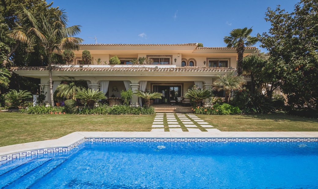 Marbella Houses / Villa In Marbella, Andalusia, Spain For Sale (12866399)
