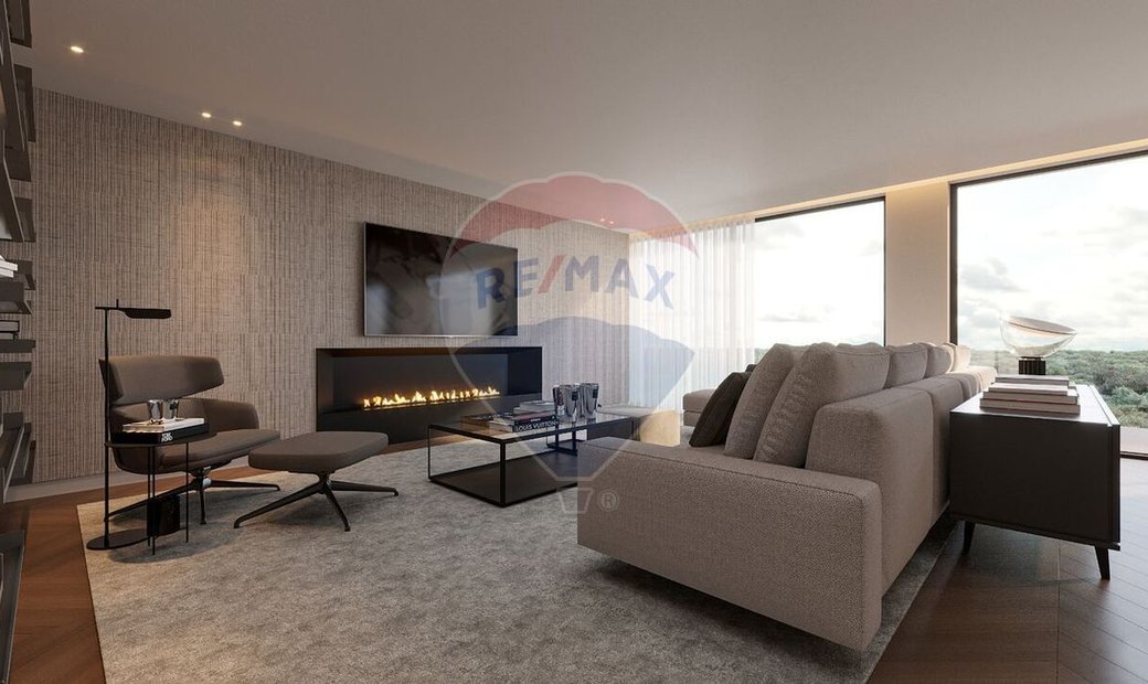 Condo/Apartment T4 Deluxe For Sale In En Oporto, Distrito De Oporto
