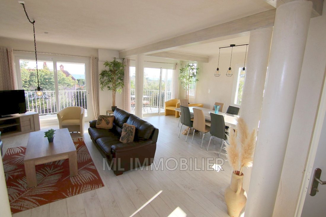 Villa in Les Issambres, Roquebrune-sur-Argens, France 3 - 12865498