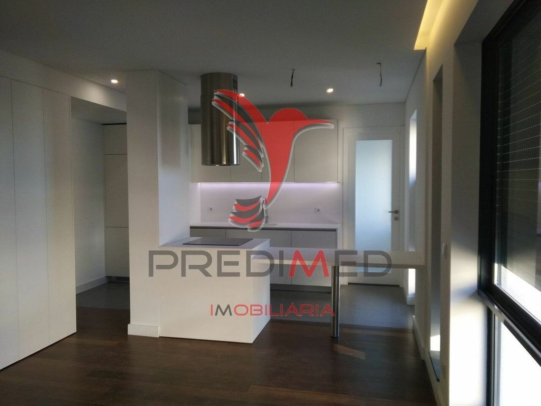 Apartment in Cedofeita, Santo Ildefonso, Se, Miragaia, Sao Nicolau e Vitoria, Porto District, Portugal 5 - 12863351