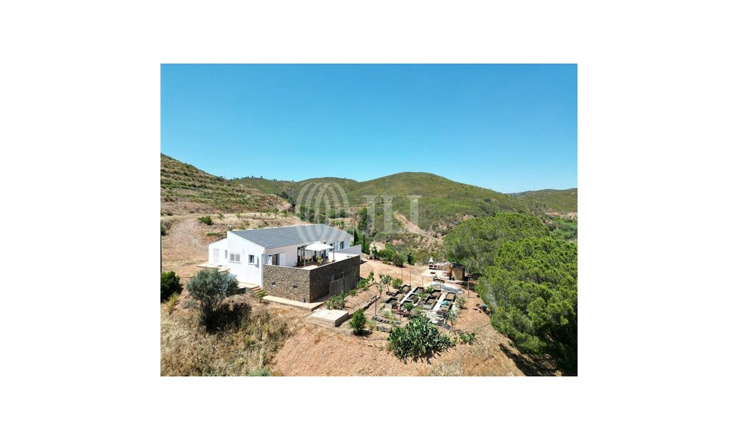 Property With A Single Storey Villa, In Silves, In Silves, Algarve