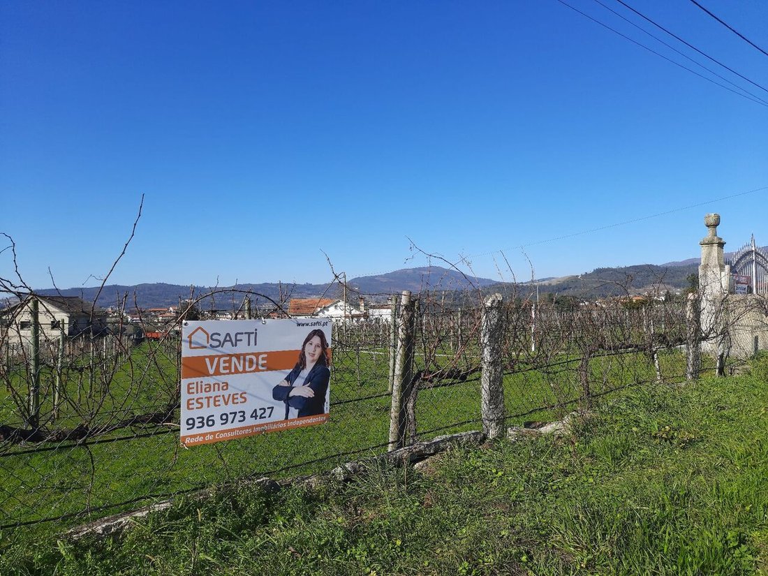 Farm Ranch in Messegaes, Valadares e Sa, Viana do Castelo District, Portugal 1 - 12859541