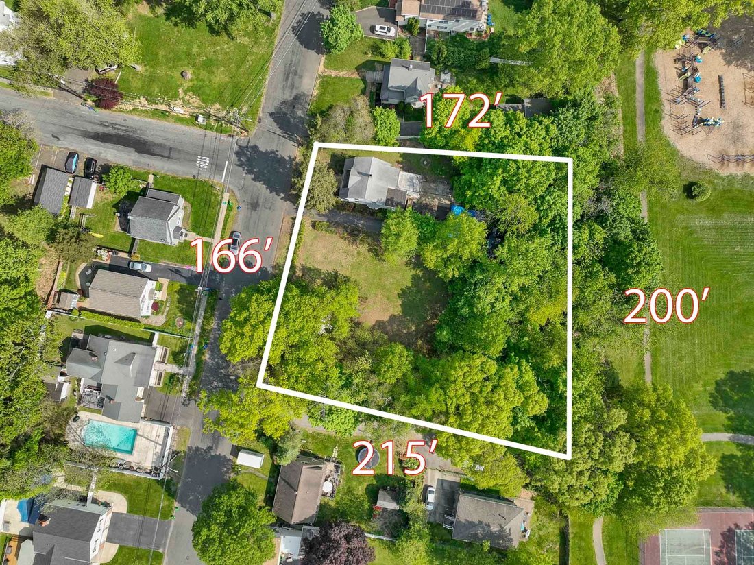 80 South William Street, Pearl River, In Pearl River, New York, United