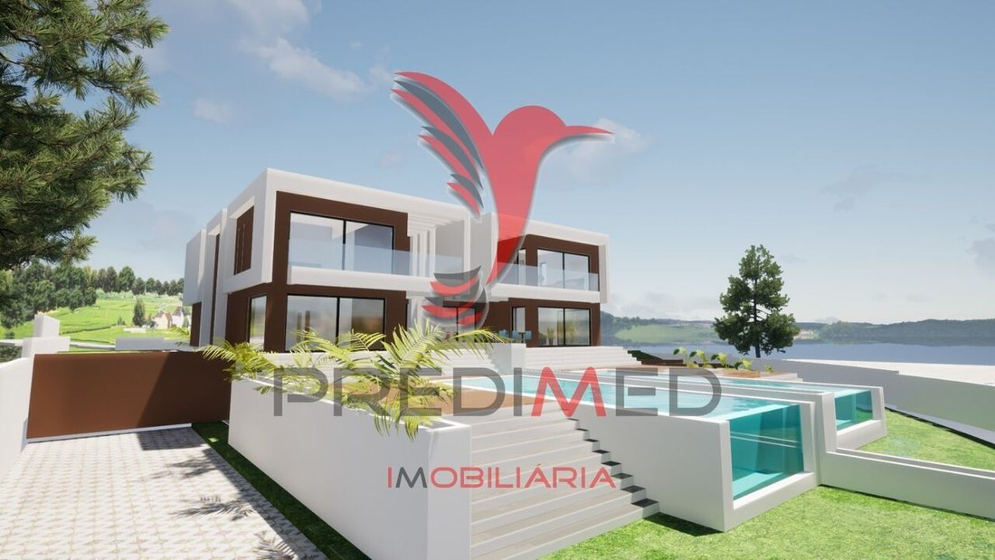 Luxury House T4 Soltróia In Carvalhal, Guarda District, Portugal For