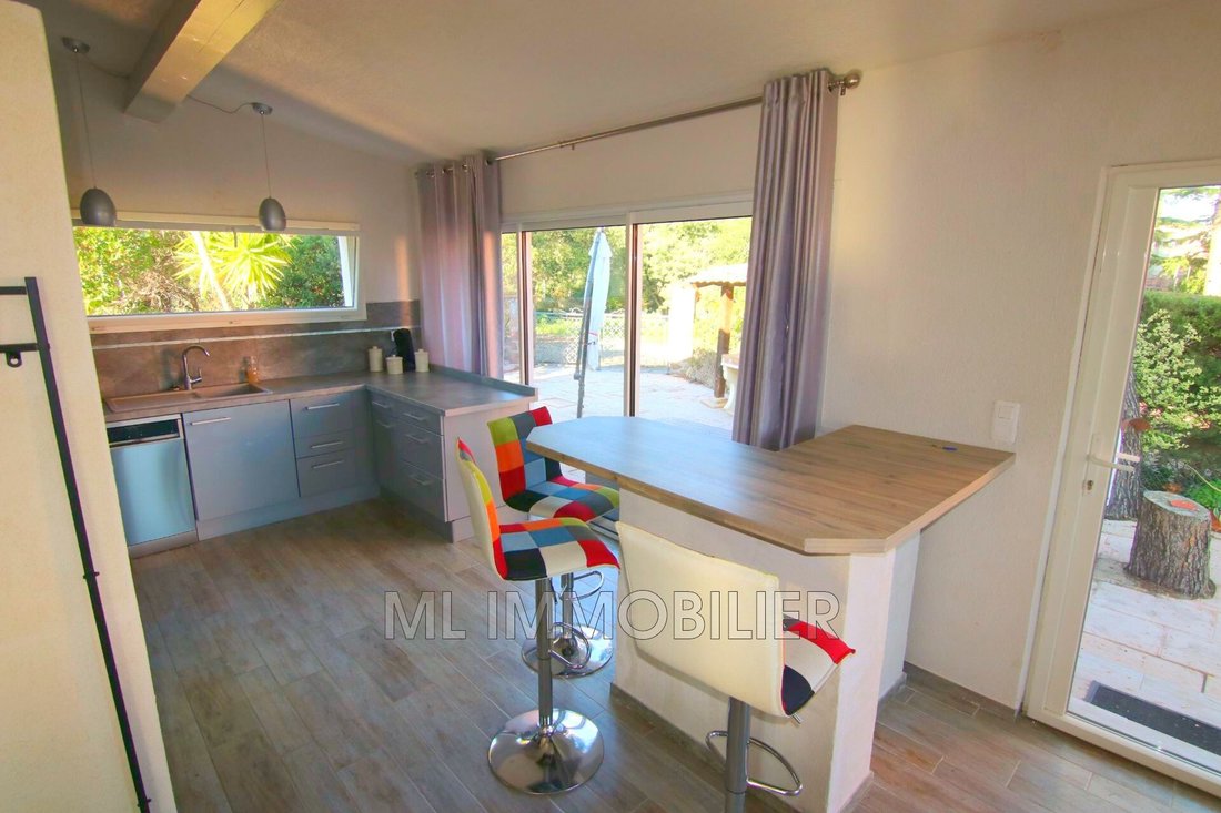 Villa in Les Issambres, Roquebrune-sur-Argens, France 5 - 12865498