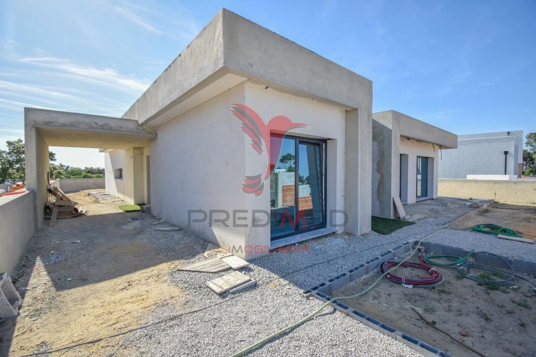 Azeitão, 4 Bedroom House With Swimming In Pombal, Bragança District