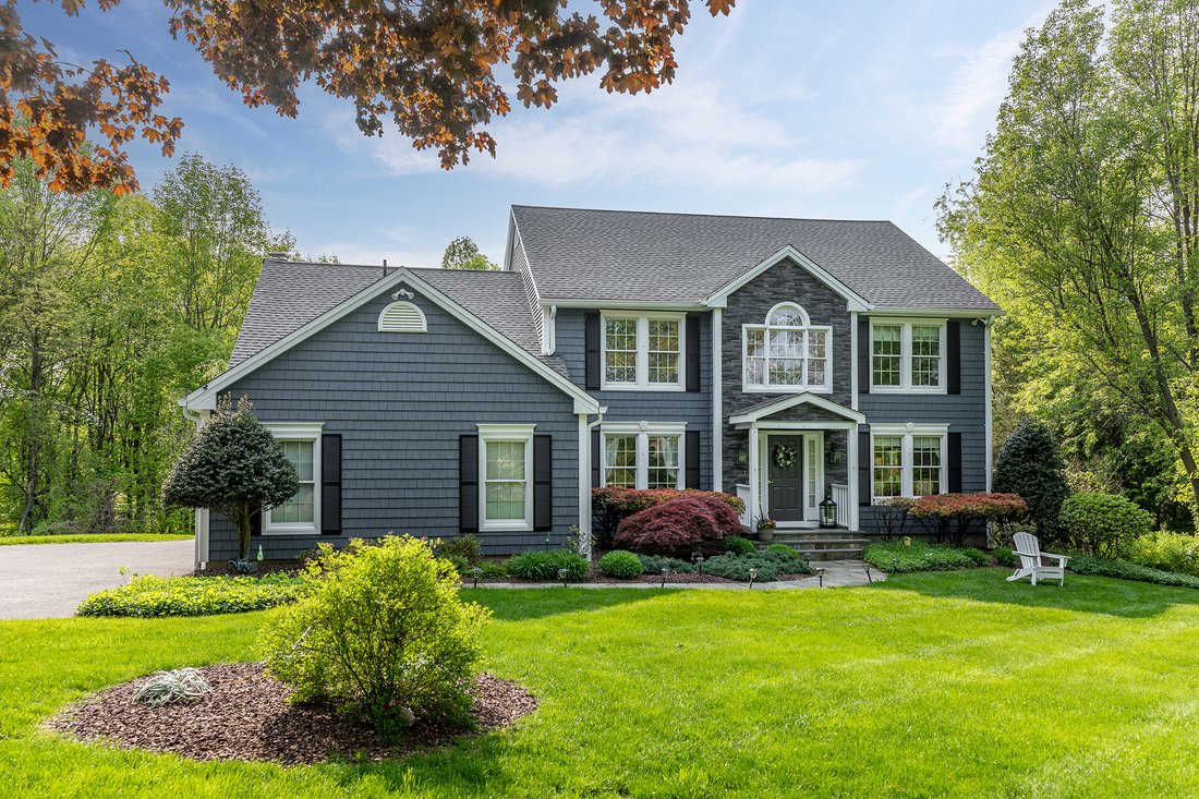 22 Mudry Farm Road In Brookfield, Connecticut, United States For Sale