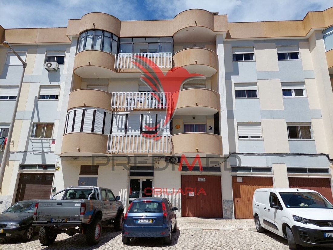 Apartment Almada Portugal In Setúbal Municipality, Setubal, Portugal