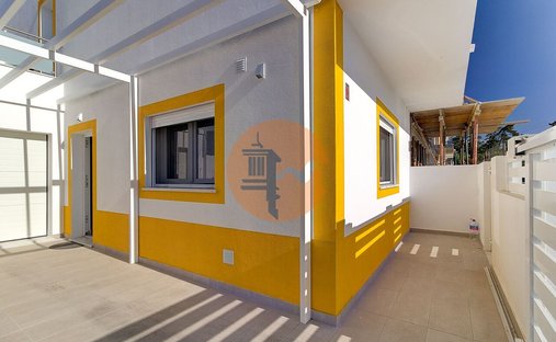 House in Monte Gordo, Algarve, Portugal 1