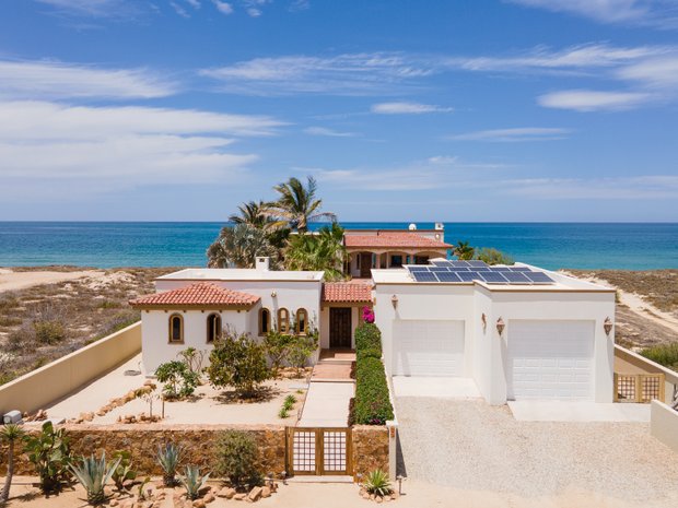 Luxury homes with terrace for sale in Punta Colorada, Baja California ...