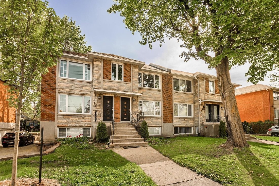 Hampstead, Montréal In Hampstead, Quebec, Canada For Sale (12861727)