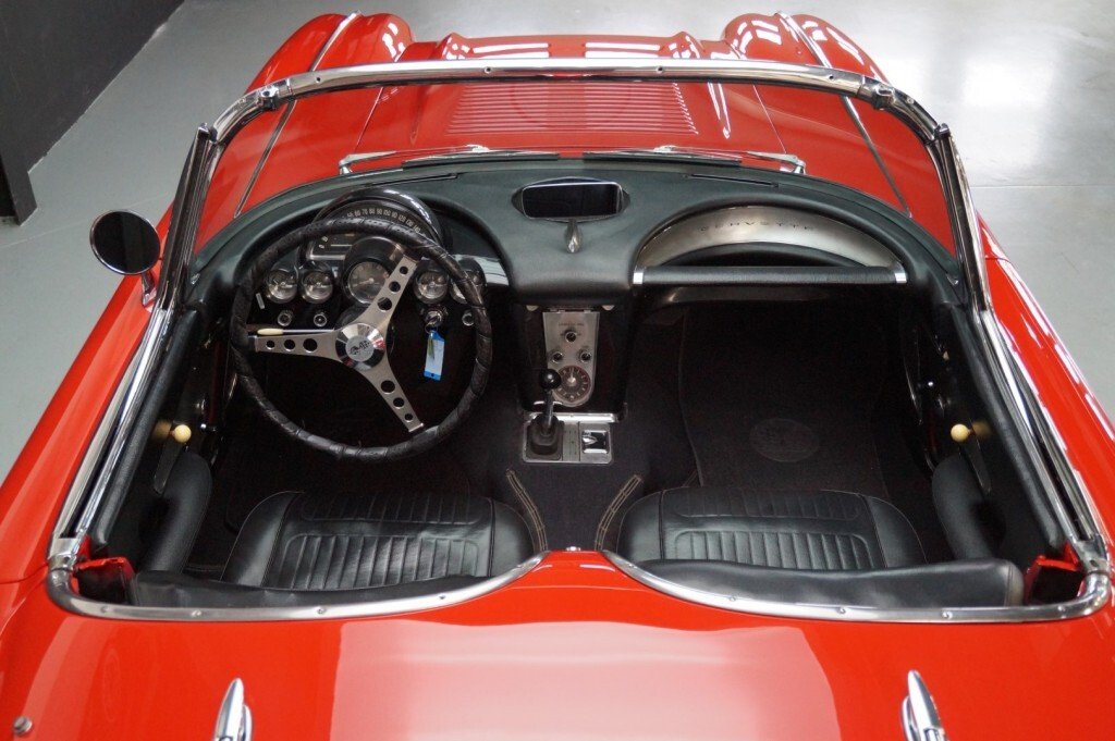 Cabriolet in Etten-Leur, North Brabant, Netherlands 5 - 12868121