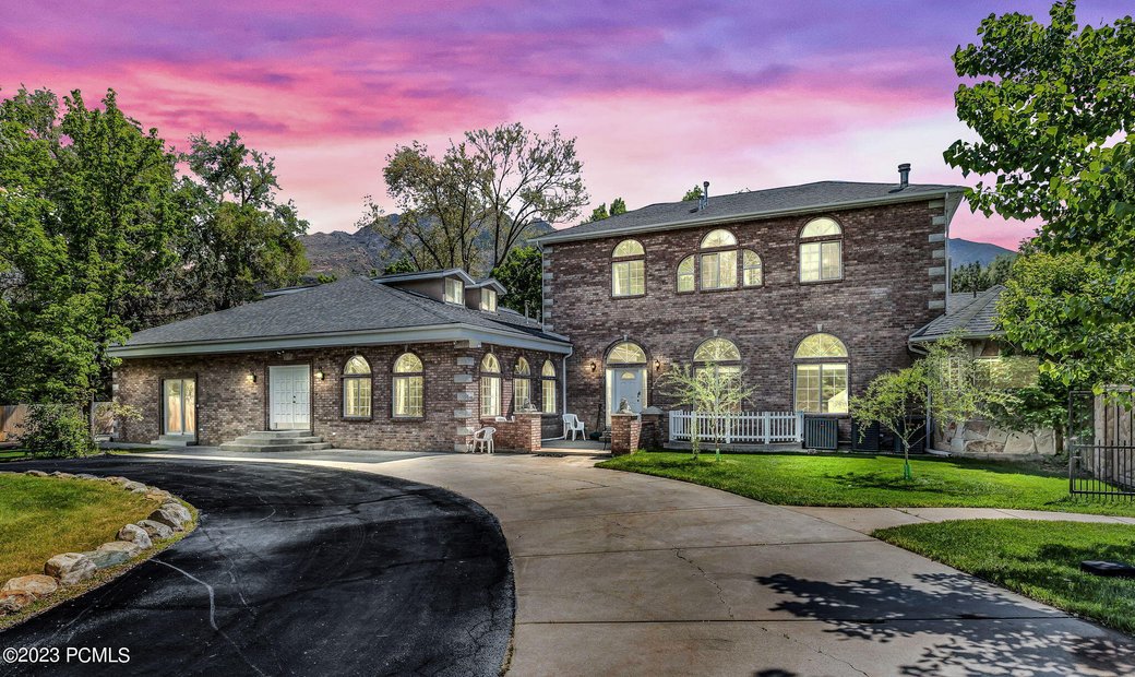 6307 S Oles Lane, Holladay, Ut 84117 In Cottonwood Heights, Utah