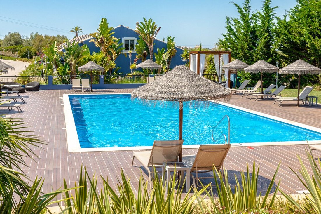 Estate in Praia da Luz, Algarve, Portugal 3 - 12858594