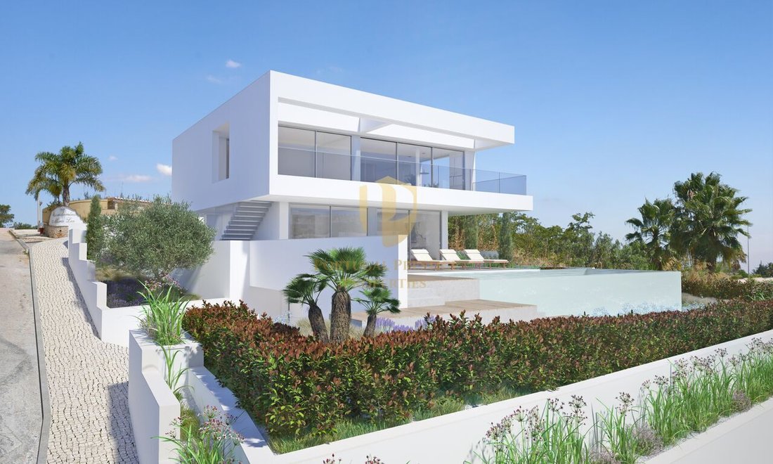 House in Praia da Luz, Algarve, Portugal 1 - 12858458
