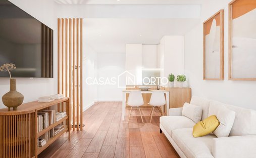 Apartment in Cedofeita, Santo Ildefonso, Se, Miragaia, Sao Nicolau e Vitoria, Porto District, Portugal 1