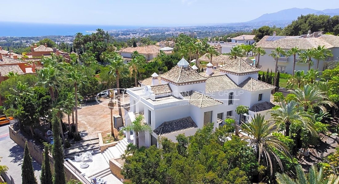 Villa in Sierra Blanca, Marbella, Spain 5 - 12864032