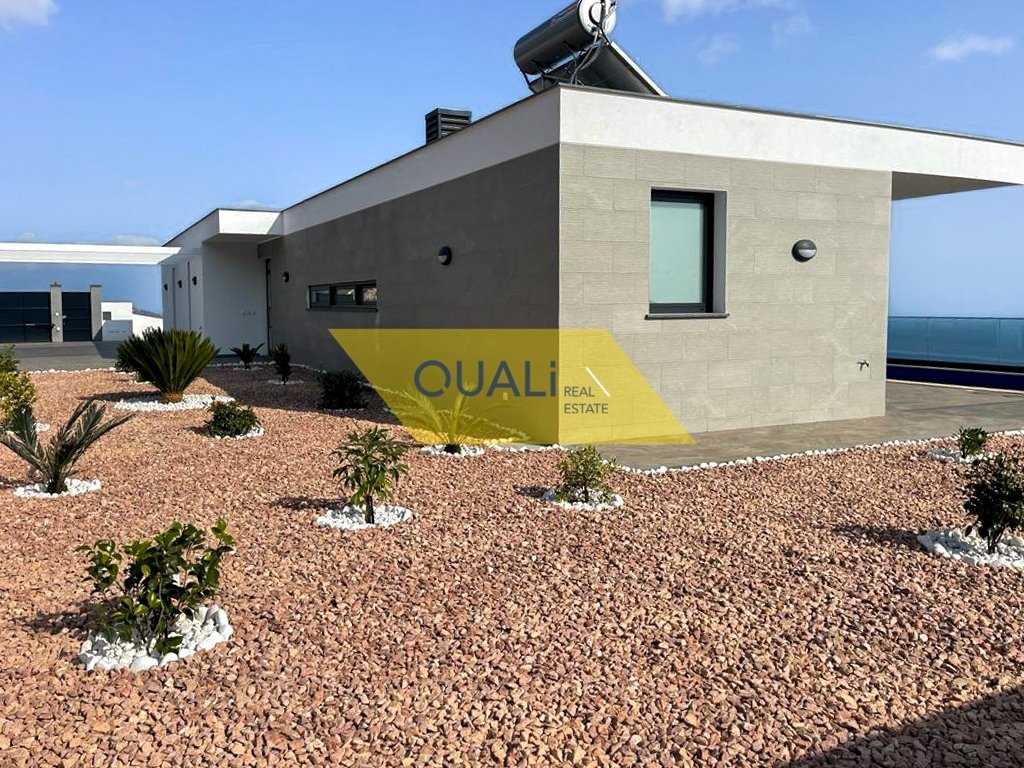 3 Bedroom Villa With Swimming Pool In Prazeres, In Prazeres, Madeira