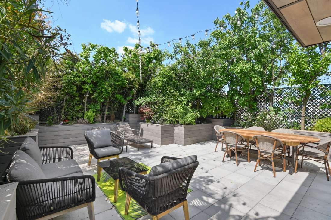 Apartment in Paris, Île-de-France, France 2 - 12869574