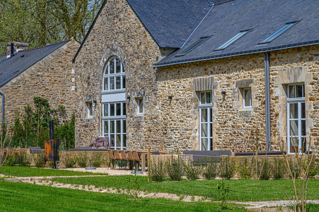 Invest In A 25ha Estate 10 Minutes From The Gulf Of In Vannes, Brittany