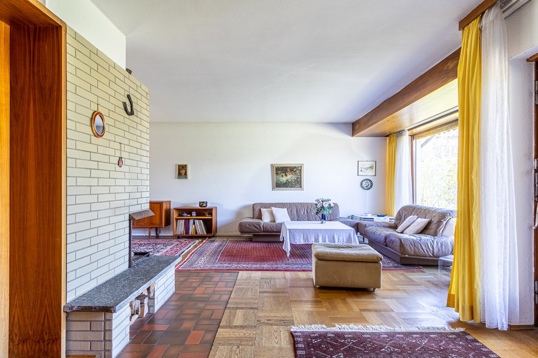 Perfect Size, Perfect Location In Wiesbaden, Hessen, Germany For Sale