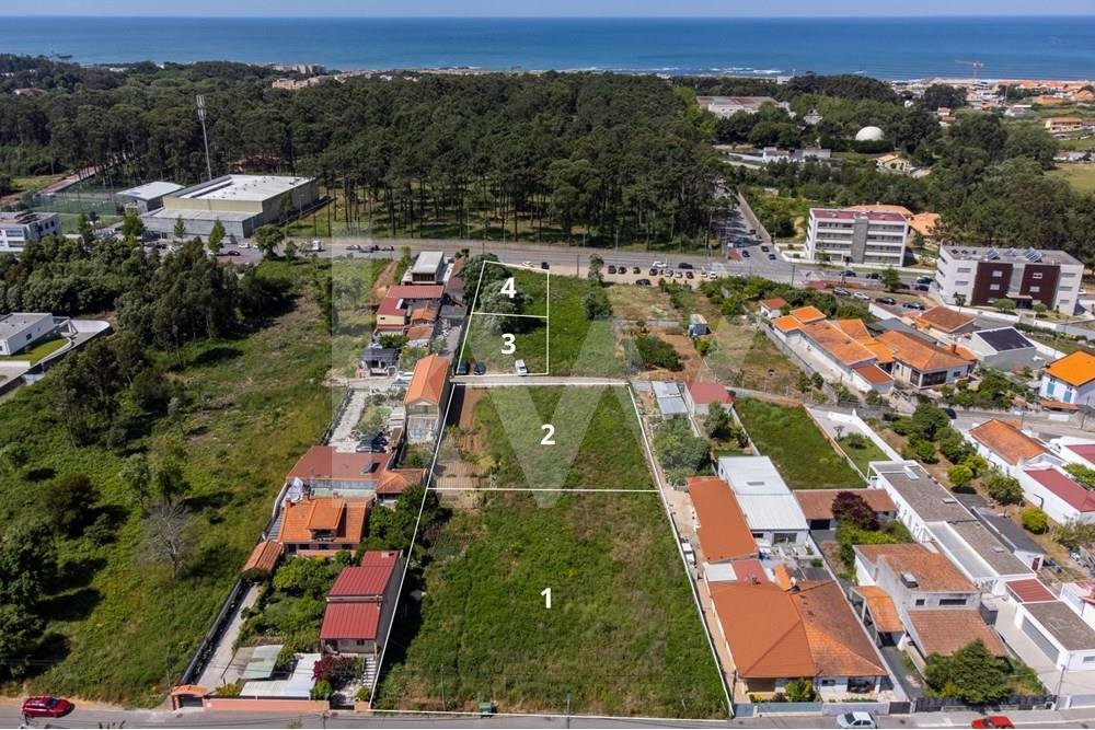 Land for sale in Vila Nova de Gaia, Portugal — €1,200,000