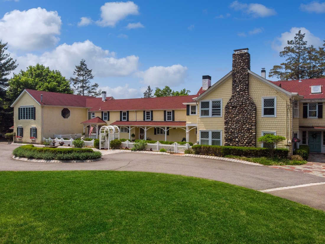770 Ewing Avenue, Franklin Lakes, In Franklin Lakes, New Jersey, United
