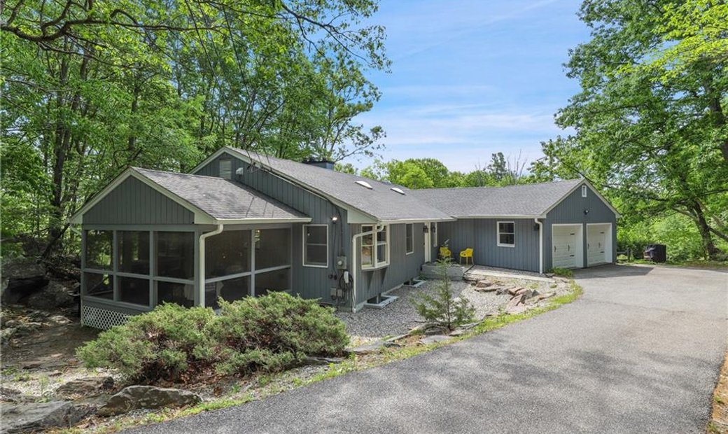 Listings by Corcoran Legends Realty United States JamesEdition