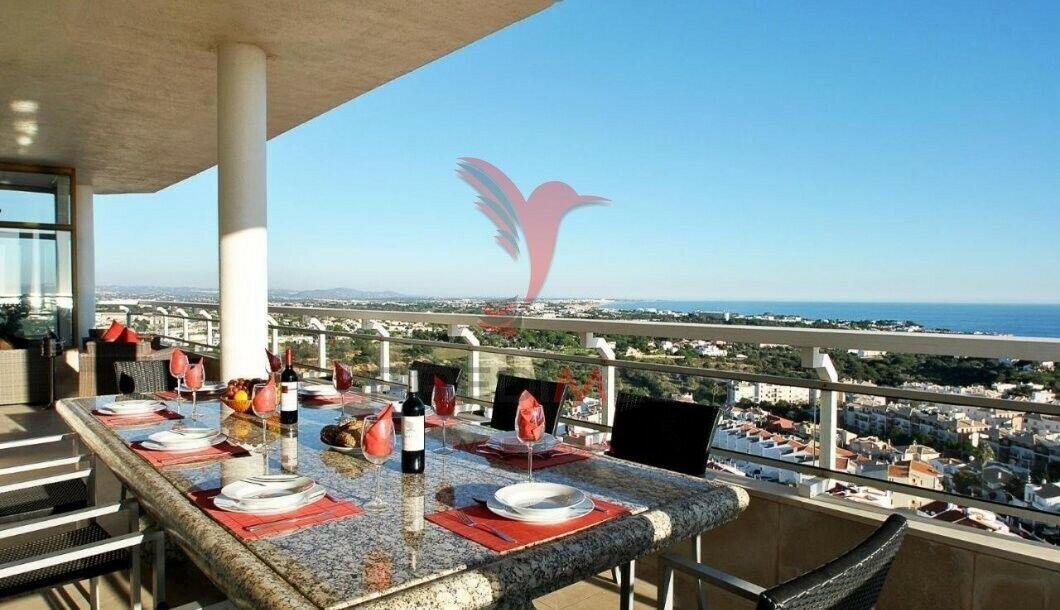 Apartment in Olhos de Agua, Algarve, Portugal 2 - 12876248